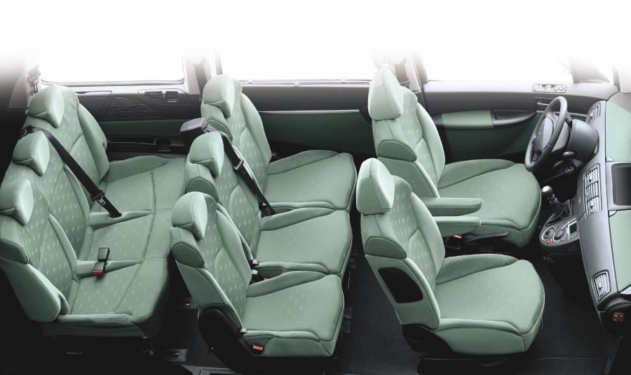 Peugeot 807 2002 года  (фото 14 из 26)